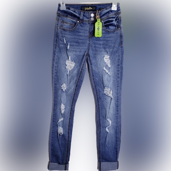 🌺👖Rein Curvy Roll Distressed Jeans Size 3 Juniors🌺👖 - Picture 2 of 4